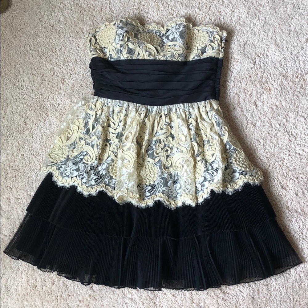 Betsy Johnson midi dress